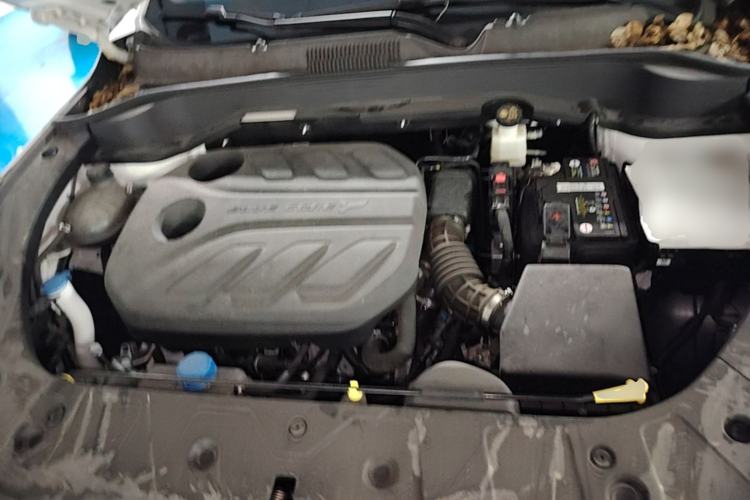 Used CHANGAN UNI-Z 2025 1.5T Luxury Version Engine Bay