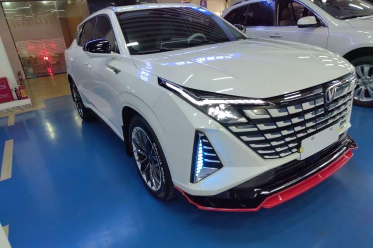 Used CHANGAN UNI-Z 2025 1.5T Premium Edition Exterior 1