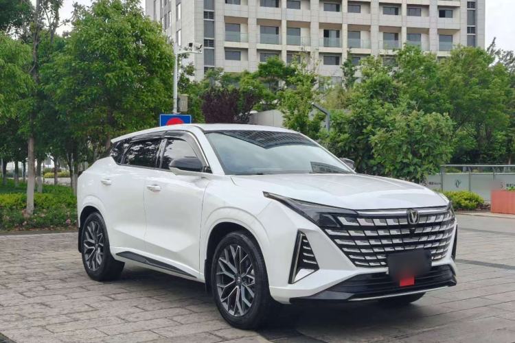 Used CHANGAN UNI-Z 2025 1.5T Luxury Version Exterior 2