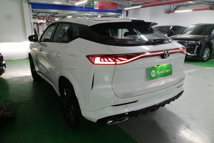Used CHANGAN UNI-Z 2025 1.5T Luxury Version Exterior 2