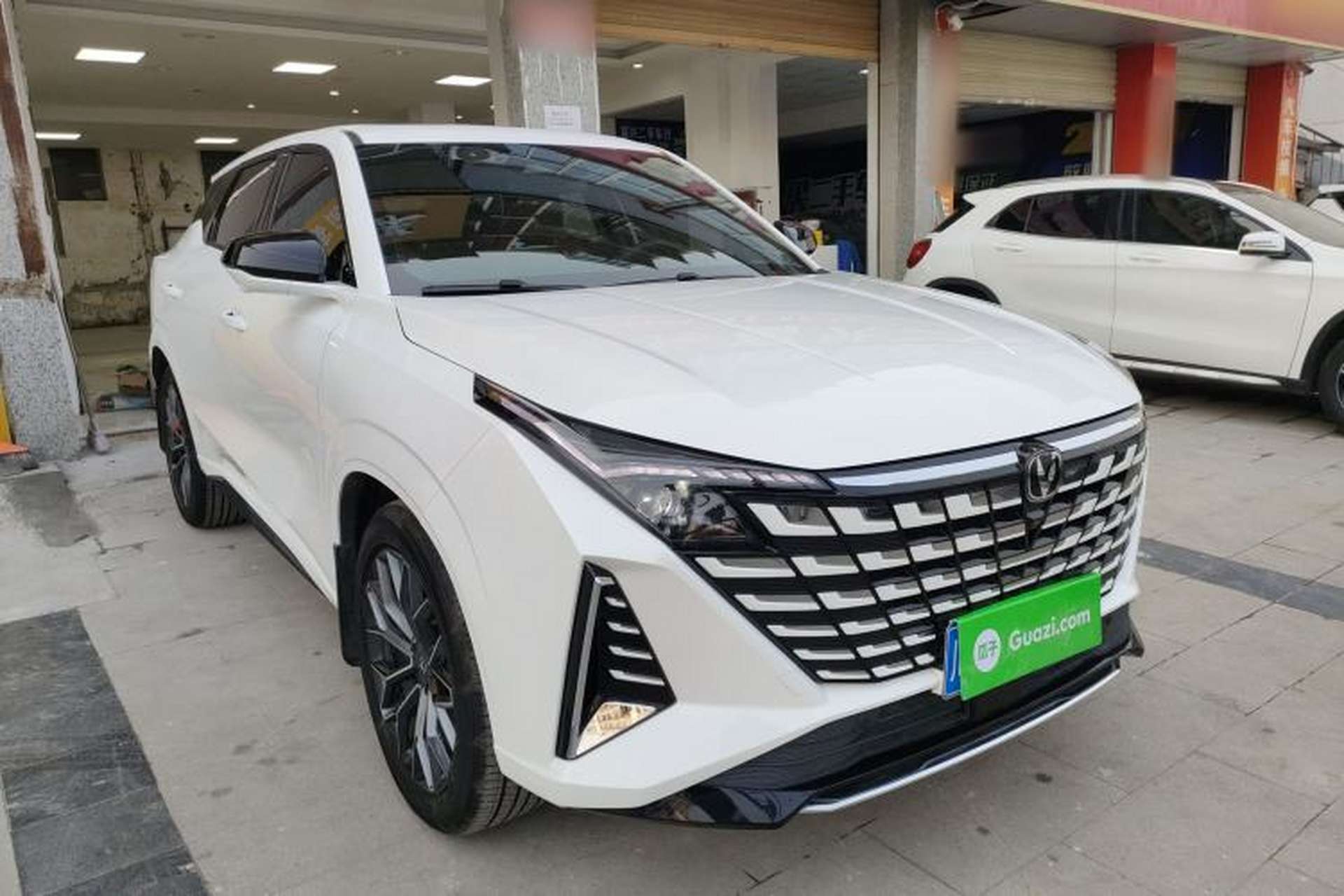 Used CHANGAN UNI-Z 2025 1.5T Luxury Version Exterior 2