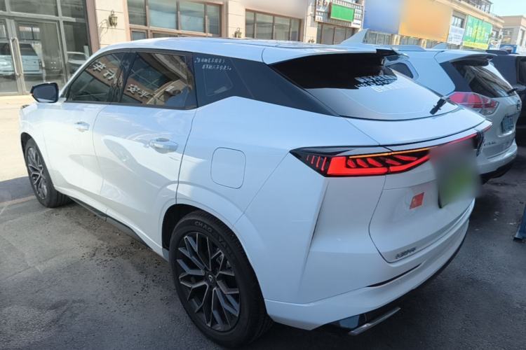 Used CHANGAN UNI-Z 2025 1.5T Luxury Version Exterior 2
