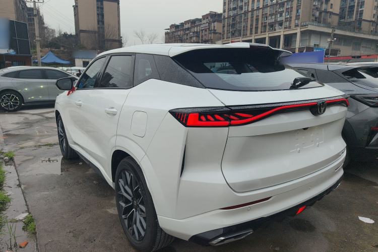 Used CHANGAN UNI-Z 2025 500Bar PRO Exterior 2