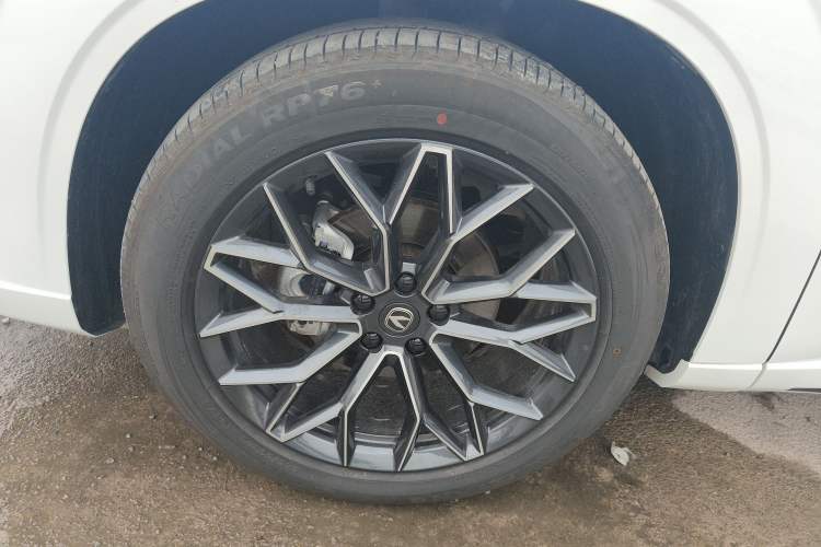 Used CHANGAN UNI-Z 2025 500Bar PRO Exterior 4