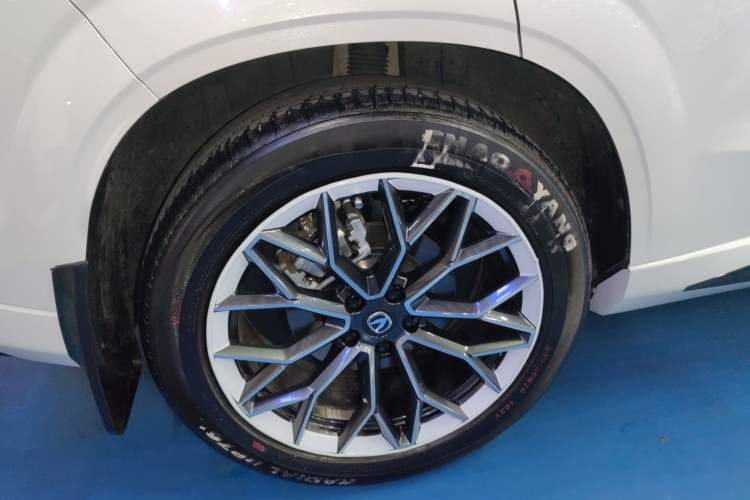 Used CHANGAN UNI-Z 2025 1.5T Premium Edition Exterior 5