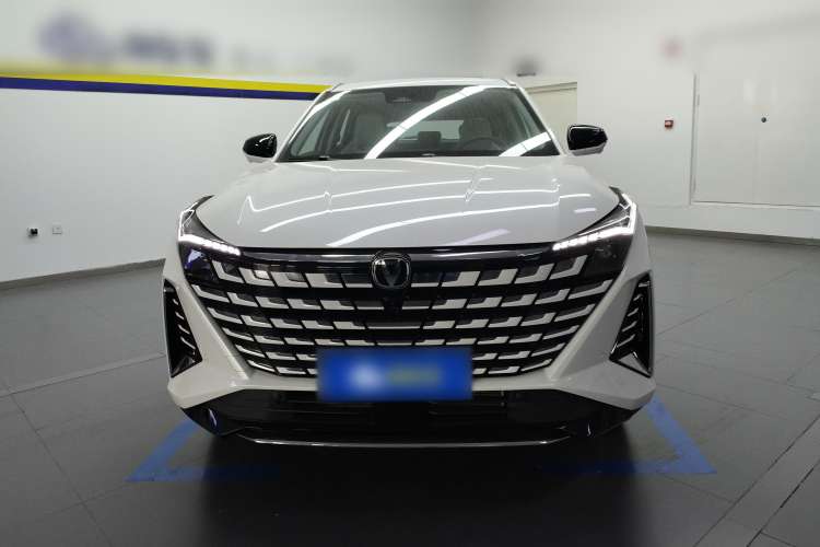 Used CHANGAN UNI-Z 2025 1.5T Premium Edition Front