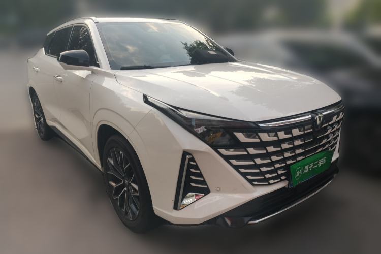 Used CHANGAN UNI-Z 2025 1.5T Premium Edition Front Right 45 Deg