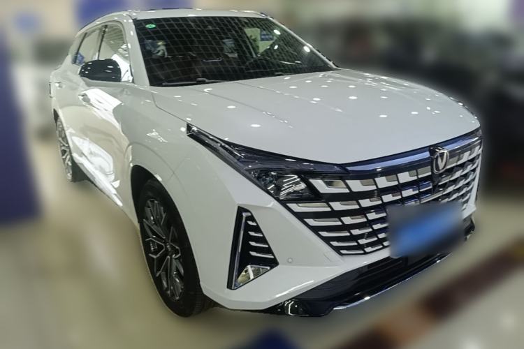Used CHANGAN UNI-Z 2025 1.5T Premium Edition Front Right 45 Deg