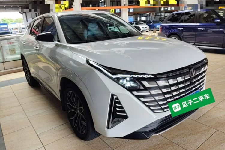 Used CHANGAN UNI-Z 2025 1.5T Luxury Version Front Right 45 Deg