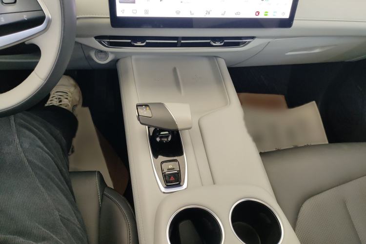 Used CHANGAN UNI-Z 2025 1.5T Premium Edition Gear Lever