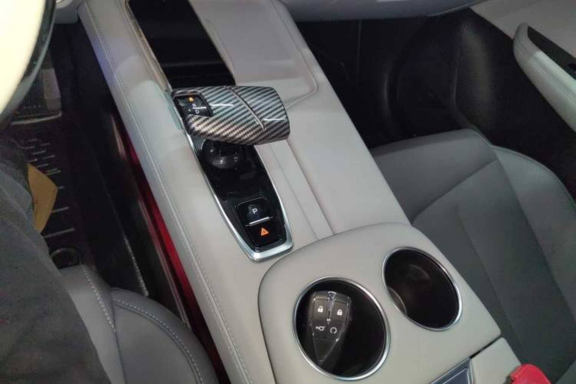 Used CHANGAN UNI-Z 2025 1.5T Premium Edition Gear Lever