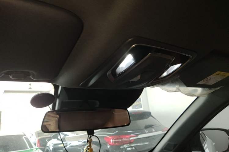 Used CHANGAN UNI-Z 2025 1.5T Luxury Version Headliner