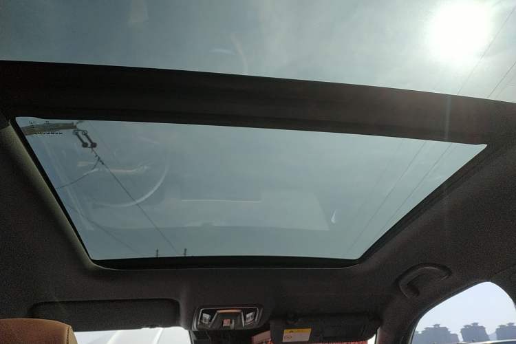 Used CHANGAN UNI-Z 2025 1.5T Premium Edition Headliner