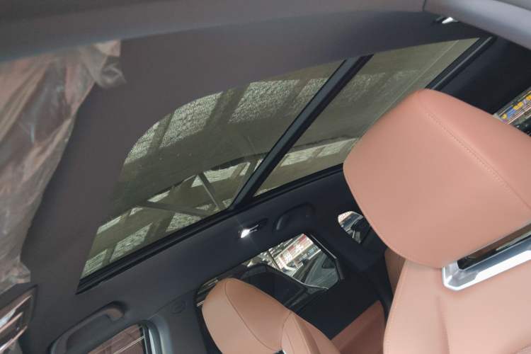 Used CHANGAN UNI-Z 2025 1.5T Luxury Version Headliner