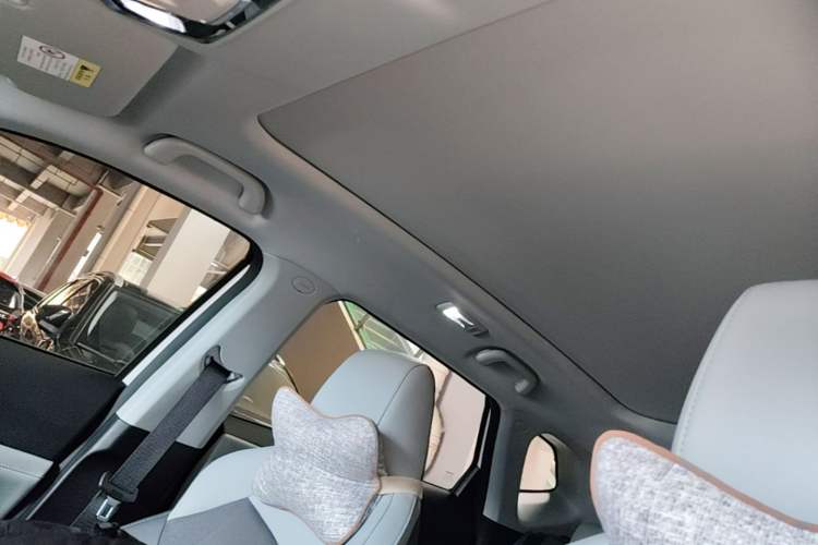 Used CHANGAN UNI-Z 2025 1.5T Luxury Version Headliner