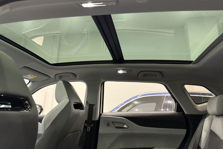 Used CHANGAN UNI-Z 2025 1.5T Luxury Version Headliner