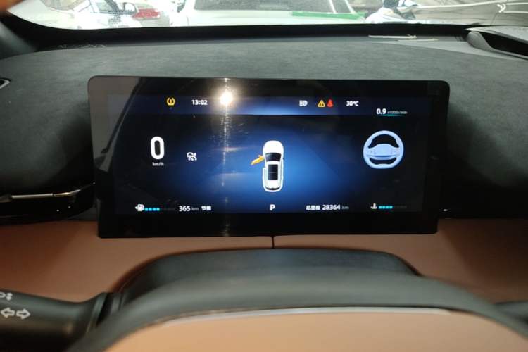 Used CHANGAN UNI-Z 2025 1.5T Luxury Version Instrument Cluster
