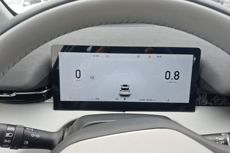 Used CHANGAN UNI-Z 2025 1.5T Premium Edition Instrument Cluster