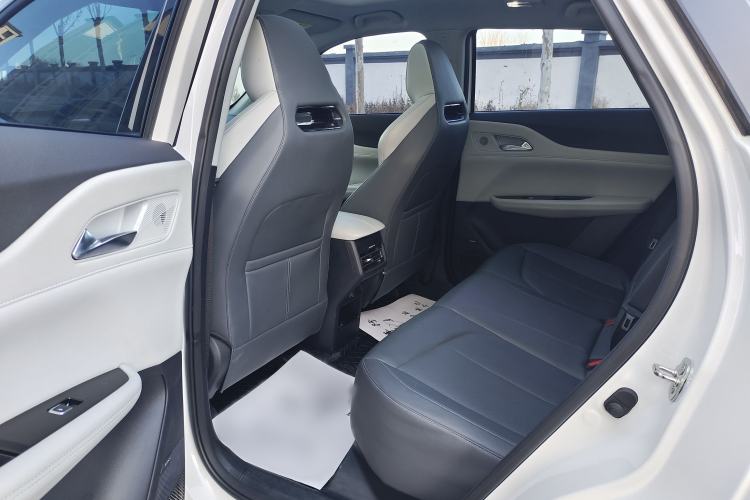 Used CHANGAN UNI-Z 2025 1.5T Premium Edition Interior 2