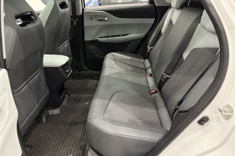Used CHANGAN UNI-Z 2025 1.5T Luxury Version Interior 3
