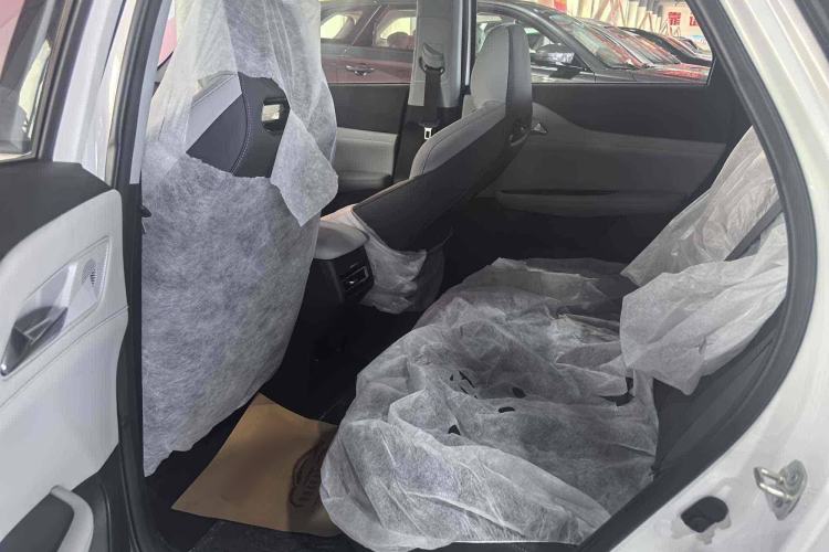 Used CHANGAN UNI-Z 2025 1.5T Luxury Version Interior 6