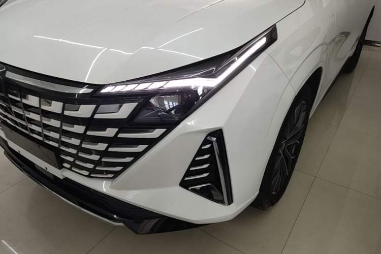 Used CHANGAN UNI-Z 2025 1.5T Luxury Version Left Front Headlight
