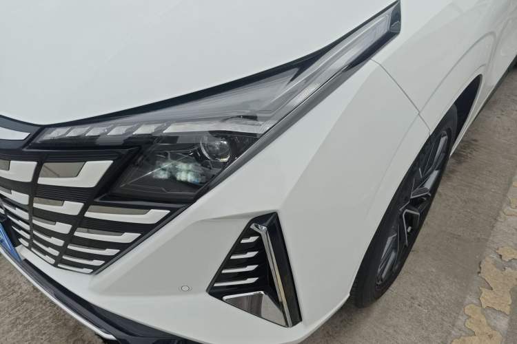 Used CHANGAN UNI-Z 2025 1.5T Premium Edition Left Front Headlight