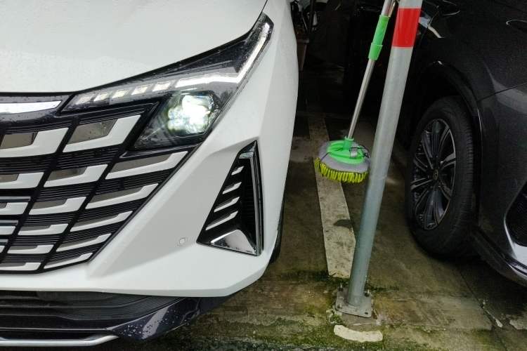 Used CHANGAN UNI-Z 2025 1.5T Premium Edition Left Front Headlight