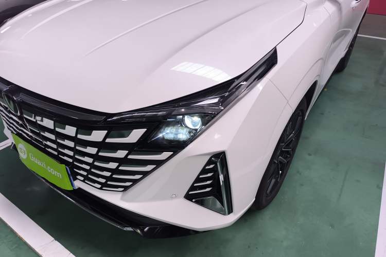 Used CHANGAN UNI-Z 2025 1.5T Premium Edition Left Front Headlight