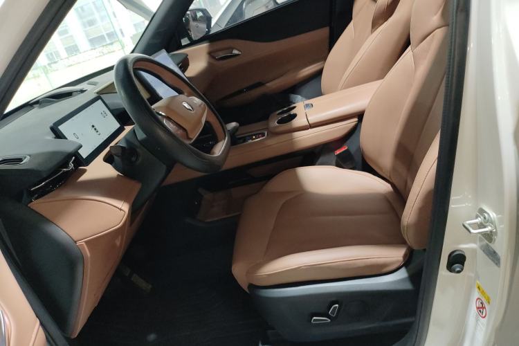 Used CHANGAN UNI-Z 2025 500Bar PRO Left Front Seat