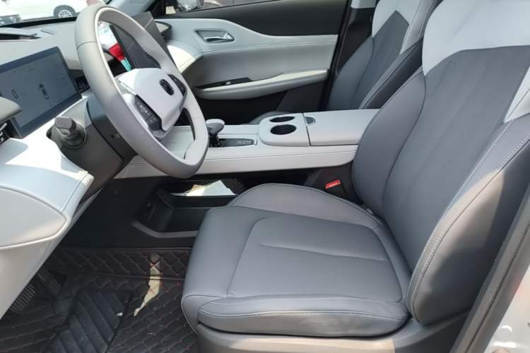 Used CHANGAN UNI-Z 2025 1.5T Premium Edition Left Front Seat