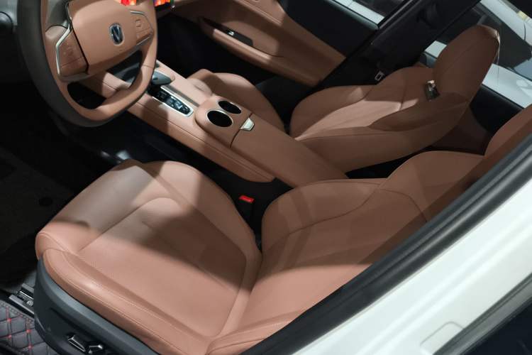 Used CHANGAN UNI-Z 2025 1.5T Premium Edition Left Front Seat