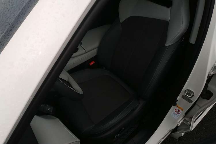 Used CHANGAN UNI-Z 2025 1.5T Luxury Version Left Front Seat