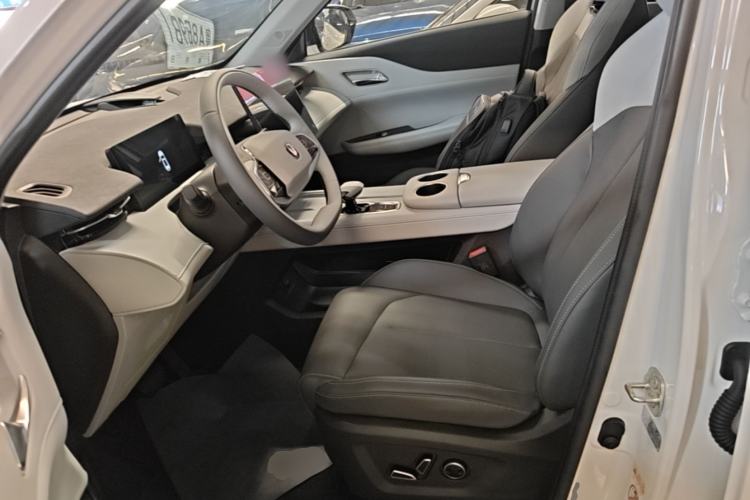 Used CHANGAN UNI-Z 2025 1.5T Premium Edition Left Front Seat
