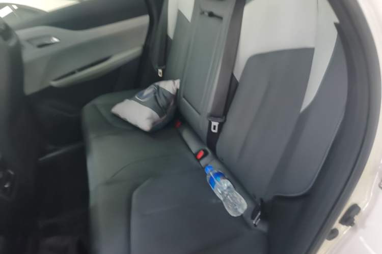 Used CHANGAN UNI-Z 2025 1.5T Premium Edition Left Rear Seat