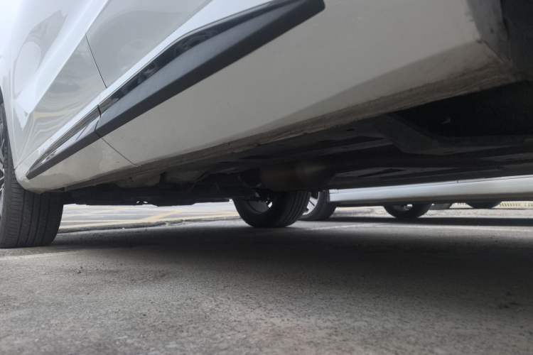Used CHANGAN UNI-Z 2025 1.5T Premium Edition Left Side Sill