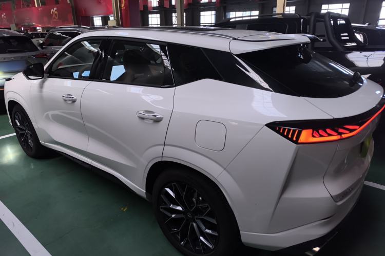 Used CHANGAN UNI-Z 2025 1.5T Premium Edition Left Side
