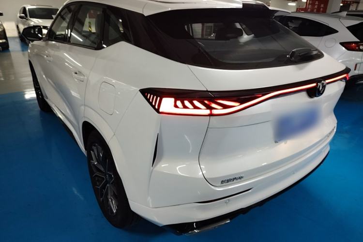 Used CHANGAN UNI-Z 2025 1.5T Luxury Version Rear Left 45 Deg