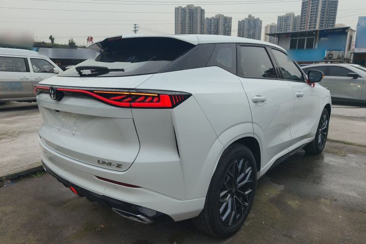 Used CHANGAN UNI-Z 2025 500Bar PRO Rear Right 45 Deg