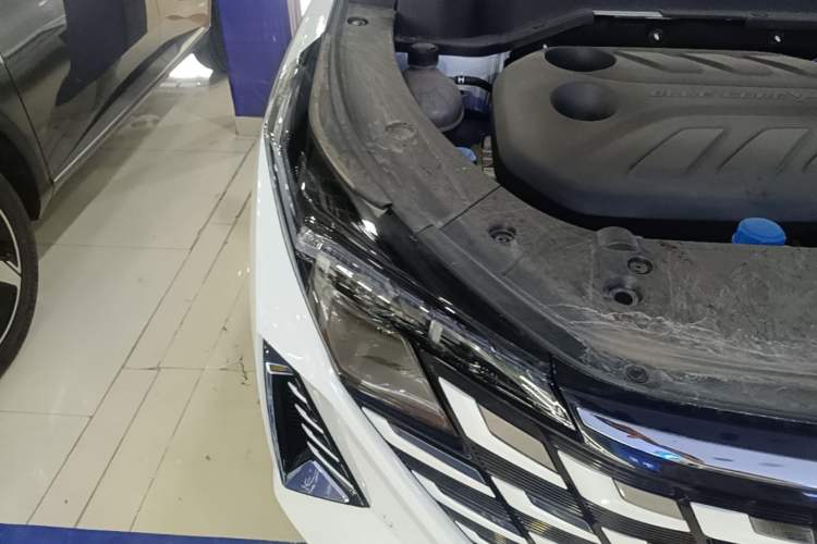 Used CHANGAN UNI-Z 2025 1.5T Premium Edition Right Front Headlight