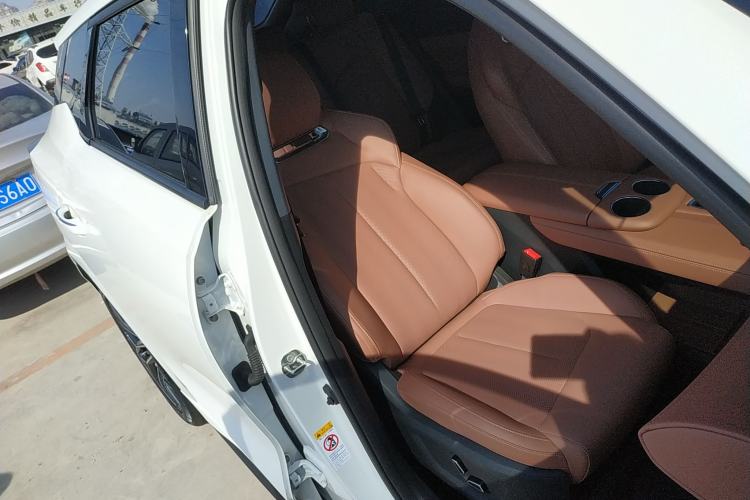 Used CHANGAN UNI-Z 2025 1.5T Premium Edition Right Front Seat