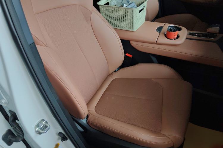 Used CHANGAN UNI-Z 2025 1.5T Luxury Version Right Front Seat
