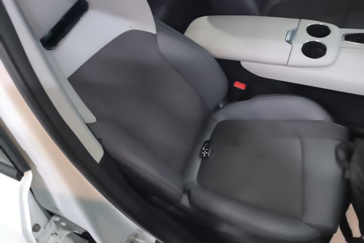 Used CHANGAN UNI-Z 2025 1.5T Luxury Version Right Front Seat