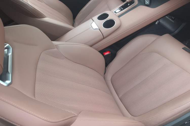 Used CHANGAN UNI-Z 2025 1.5T Premium Edition Right Front Seat