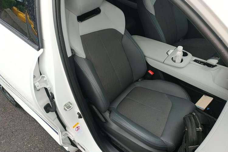 Used CHANGAN UNI-Z 2025 1.5T Luxury Version Right Front Seat