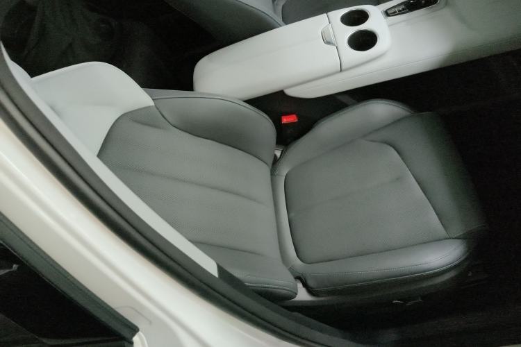 Used CHANGAN UNI-Z 2025 1.5T Premium Edition Right Front Seat