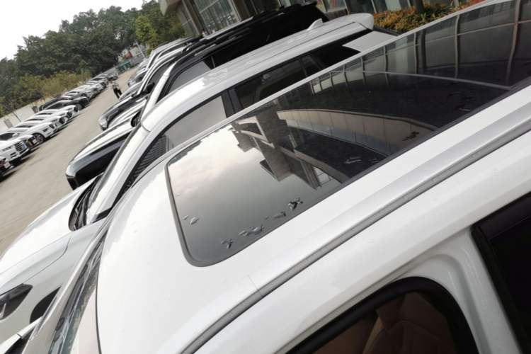 Used CHANGAN UNI-Z 2025 500 Bar MAX Roof