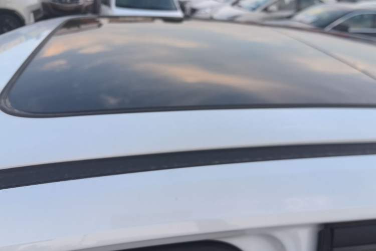 Used CHANGAN UNI-Z 2025 1.5T Luxury Version Roof