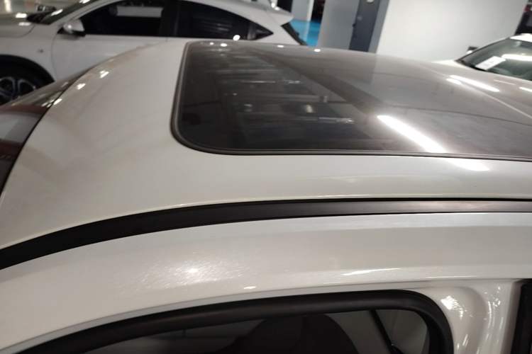 Used CHANGAN UNI-Z 2025 1.5T Luxury Version Roof