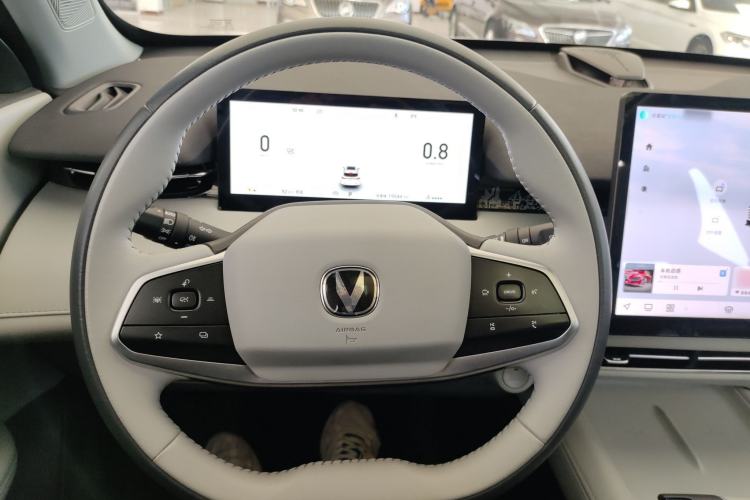 Used CHANGAN UNI-Z 2025 1.5T Premium Edition Steering Wheel